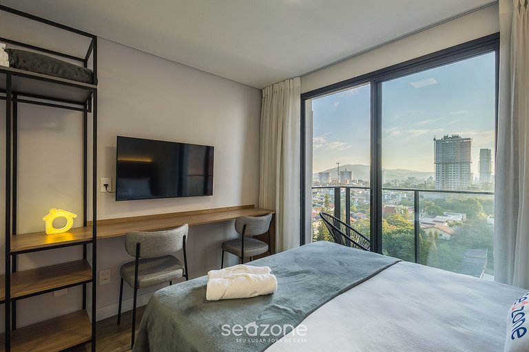 Apto a passos do Mar em cond. c/ piscina PSOA1103