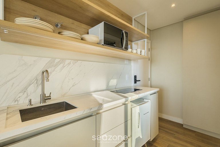 Apto c/ varanda e vista frente mar, Penha PSO0604