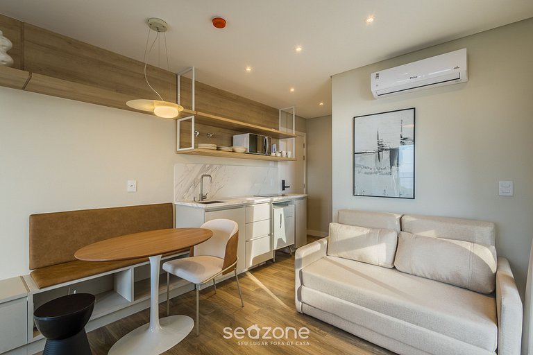 Apto c/ varanda e vista frente mar, Penha PSO0604