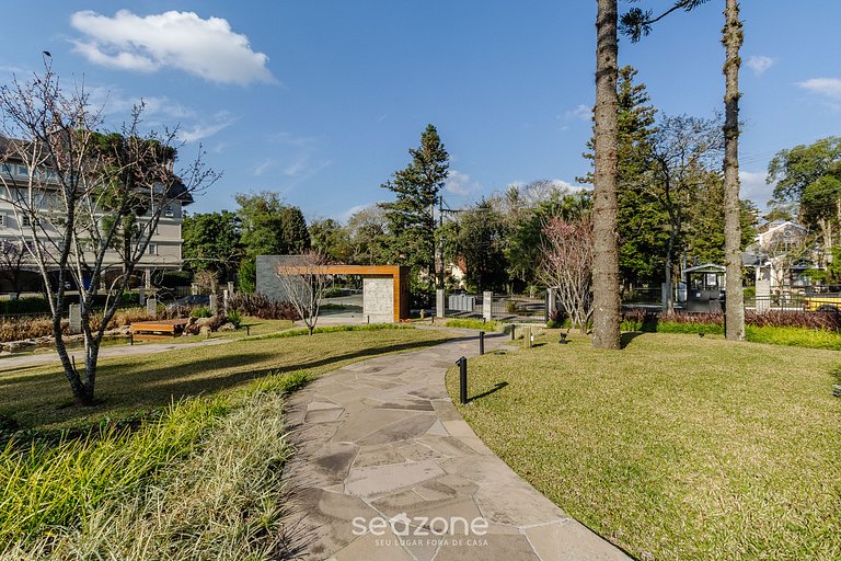 Apto con balcón en el corazón de Gramado - MLU0306