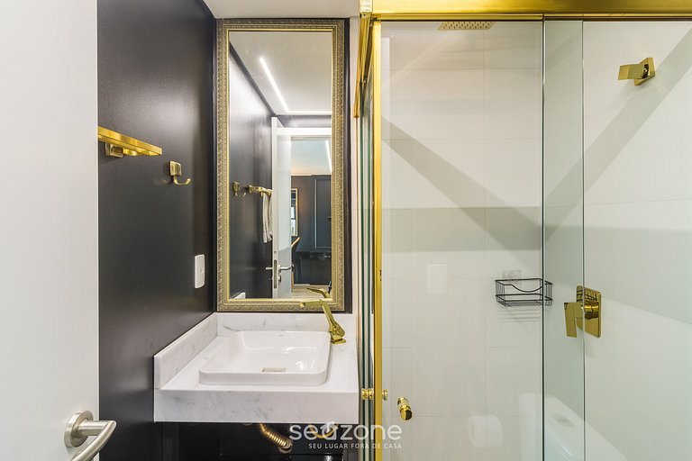 Estúdio Completo a 850m da Praia RCX1105