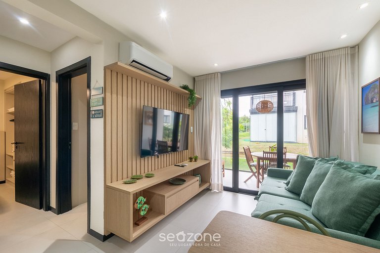 Apto em cond. c/ Piscna na Praia do Forte VLPF0103