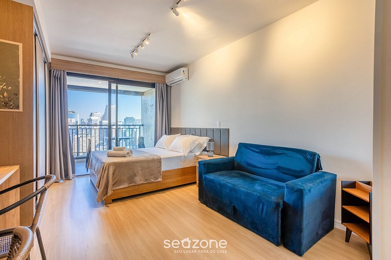 Apto c/ varanda e vista a minutos do metrô CTB2405