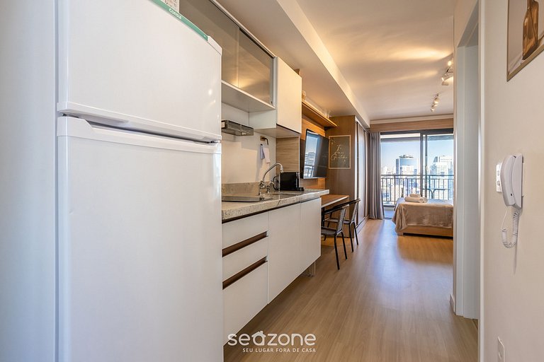 Apto c/ balcón y vista a minutos del metro CTB2405