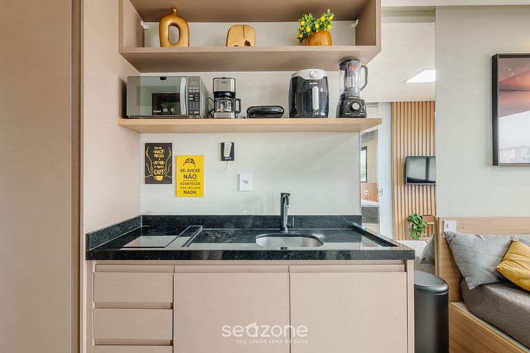 Studio em Cond. c/ piscina a 290m do Mar - HOA0704