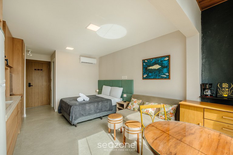 Studio em cond. c/ piscina, proximo ao Mar LIV1007