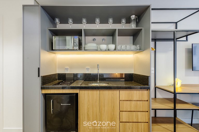 Apto c/ varanda a 50m da Praia de Armação PSOA0807