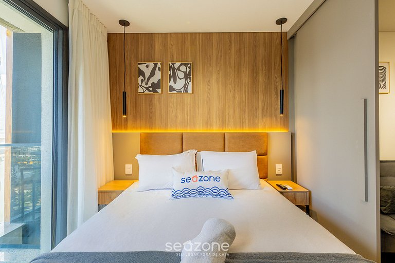 Estudio completo con vista lateral al mar PSO1006