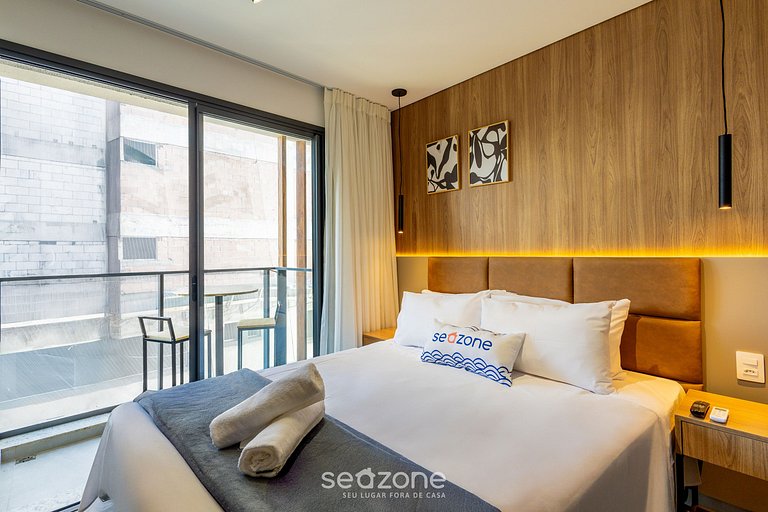 Estudio completo con vista lateral al mar PSO1006