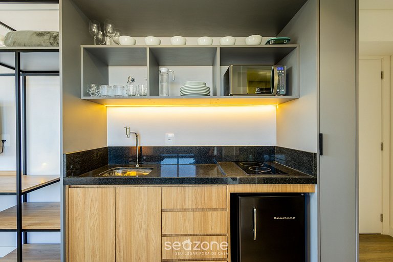 Studio a 50 metros da praia em condomínio PSOB1103