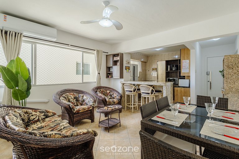 Apartamento em prédio beira-mar - IPTR0082