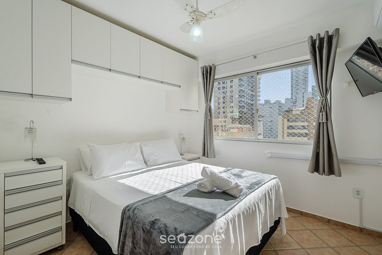 Apartamento em prédio beira-mar - IPTR0082