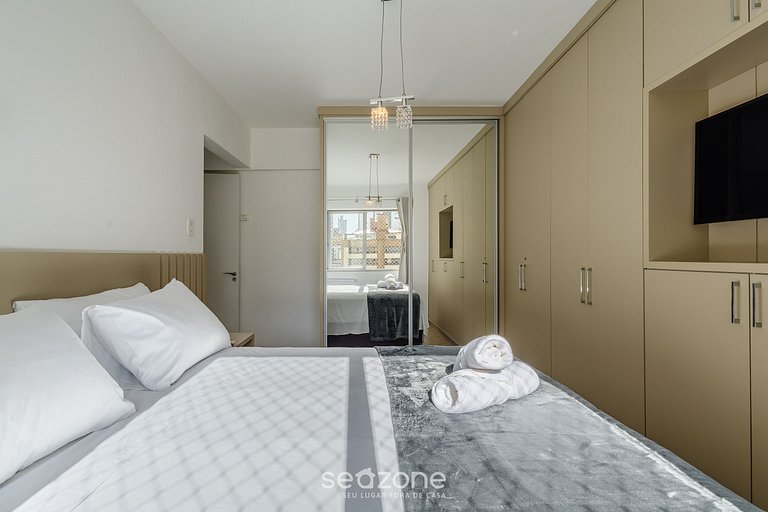 Apartamento em prédio beira-mar - IPTR0082