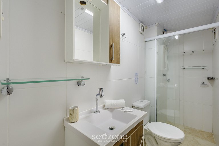 Apartamento em prédio beira-mar - IPTR0082