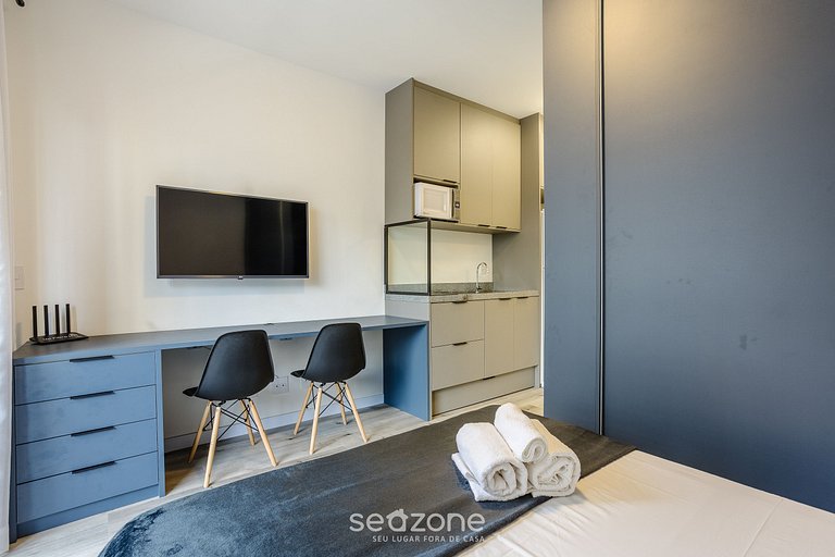 Studio em Cond. c/ piscina prox. do metrô ENP0607