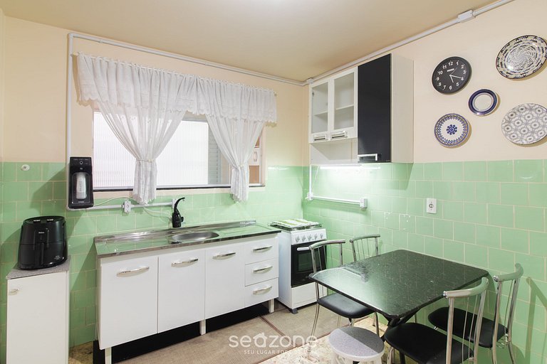 Apto vista lateral al mar 50m de la playa MRD0061