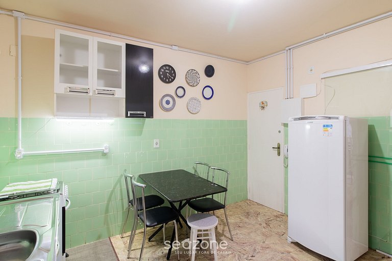 Apto Vista Mar Lateral a 50m da Praia MRD0061