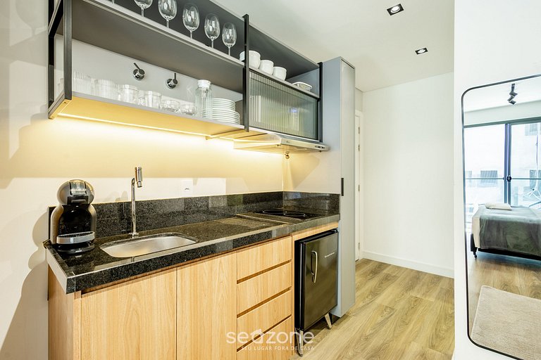 Estúdio Vista Lateral Mar 50m da Praia PSO0505