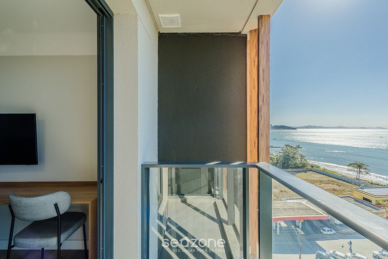 Estudio con balcón y vista frente al mar - PSO1003