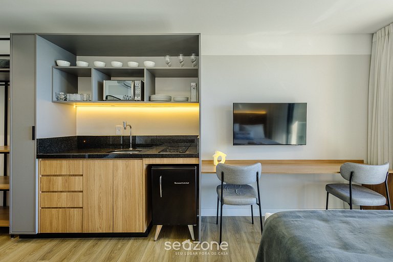 Estúdio c/ varanda e vista frente mar - PSO1003