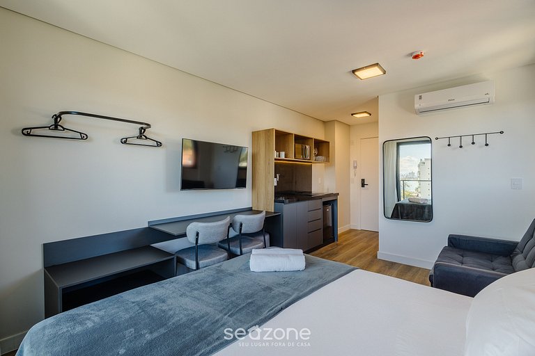 Studio c/ vista e varanda a passos do mar PSO0809