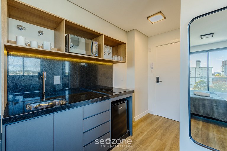 Studio c/ vista e varanda a passos do mar PSO0809