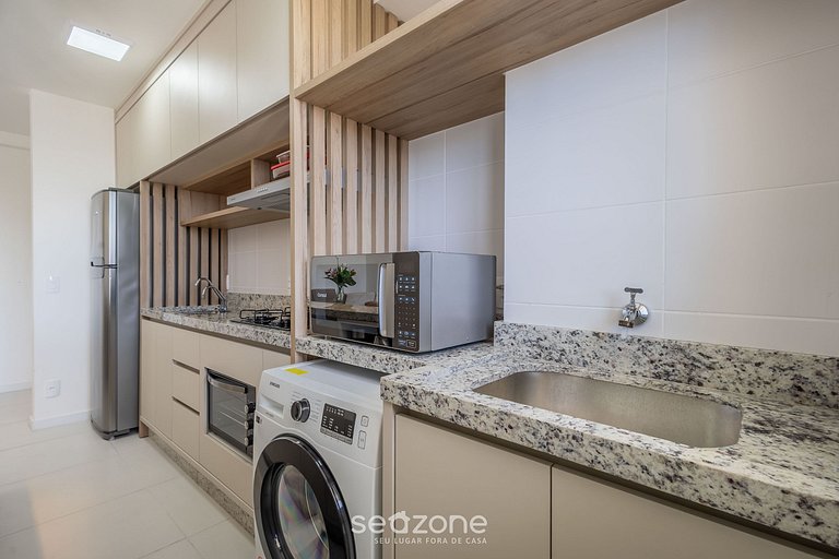 Apto 2Q c/ piscina e churrasq. 500m do Mar MCB1001