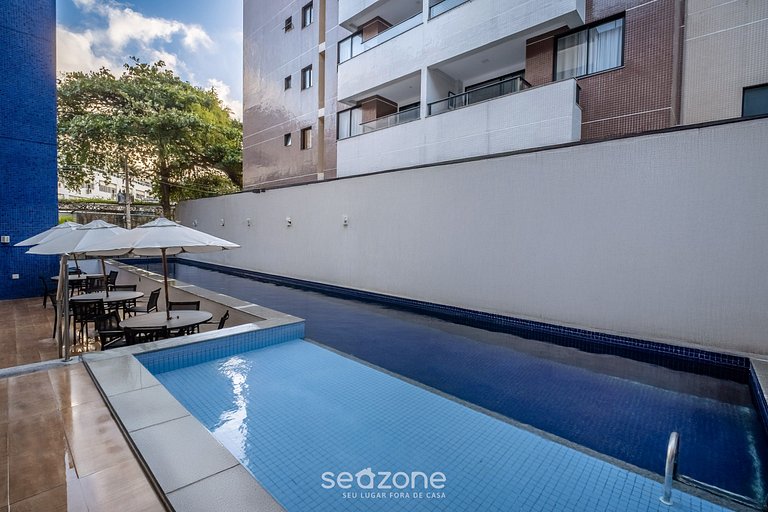 Apto em Cond. c/ Piscina e Academia STE0312