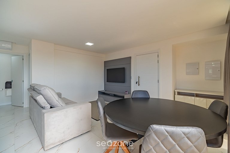 Apto cómodo cerca de la playa de Perequê CII0602