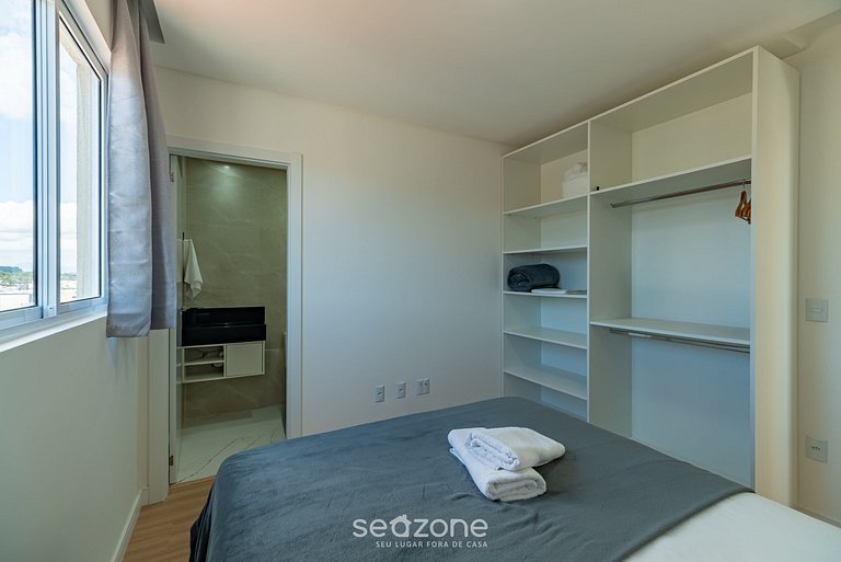 Apto cómodo cerca de la playa de Perequê CII0602