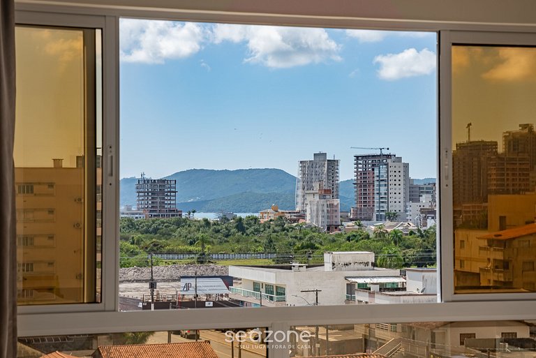 Apto cómodo cerca de la playa de Perequê CII0602