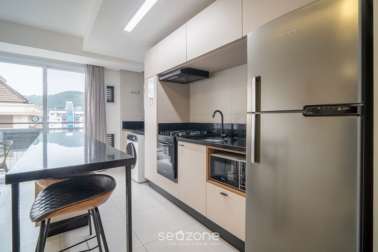 Apto nuevo y moderno a 200m de playa Jurerê JRR303