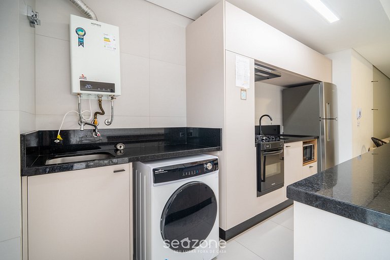 Apto novo e moderno 200m da praia de Jurerê JRR303