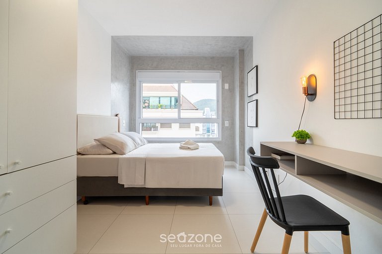 Apto nuevo y moderno a 200m de playa Jurerê JRR303