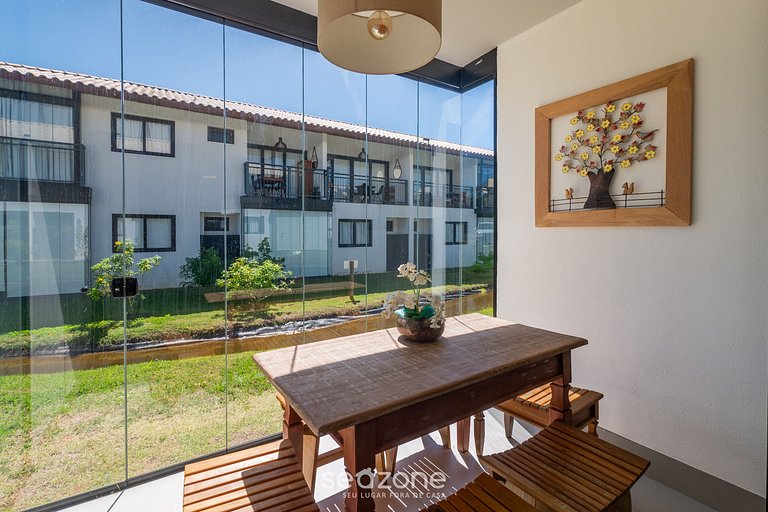 Apto 2 Quartos em Cond. c/ Piscina VLP0111