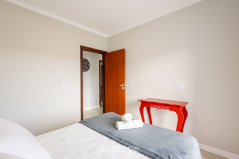 Casa c/ Piscina e Churrasqueira | 500m EKD0397