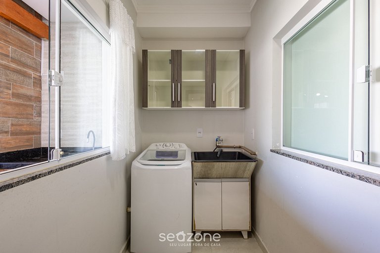 Casa con Piscina y Parrilla | 500m EKD0397