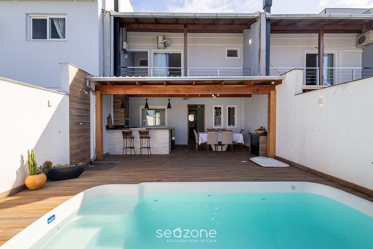 Casa c/ Piscina e Churrasqueira | 500m EKD0397