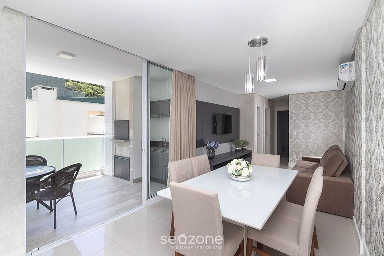 Apto c/piscina a 2min da praia de Bombas CVA305