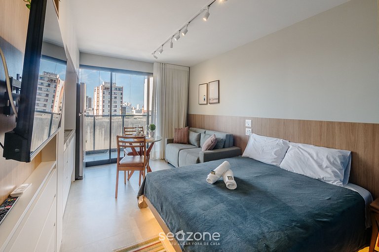 Studio com varanda a passos do Mar - LIV1004