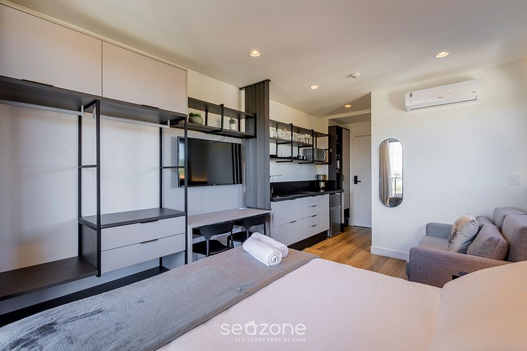 Studio em condomínio beira-mar c/ piscina PSO0709