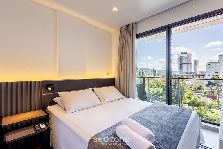 Studio em condomínio beira-mar c/ piscina PSO0709