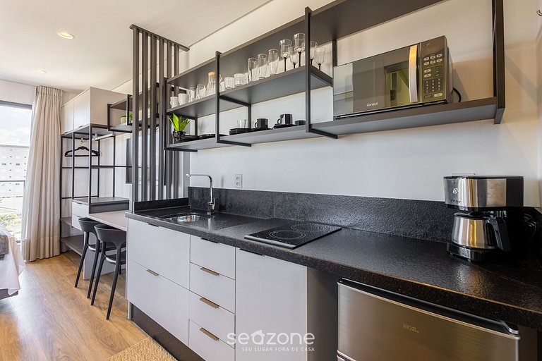 Studio em condomínio beira-mar c/ piscina PSO0709