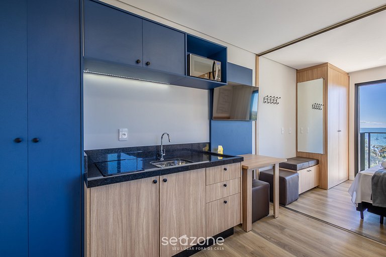 Apartamento com vista para o mar em prédio com elevador PSO0