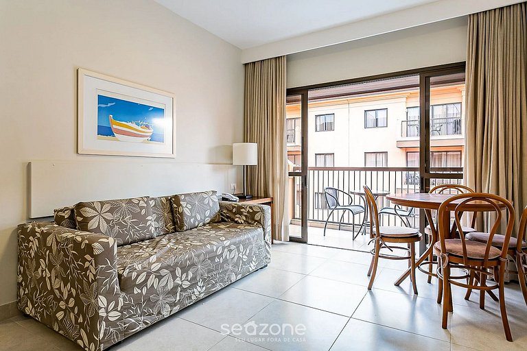 Apto c/piscina em resort de luxo em Jurere JBV167