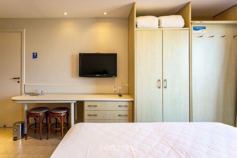 Studio em Jurerê incrível vista mar em resort JBV325 Seazone