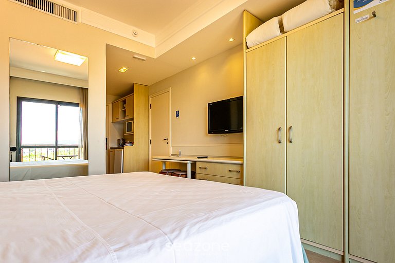 Studio em Jurerê incrível vista mar em resort JBV325 Seazone