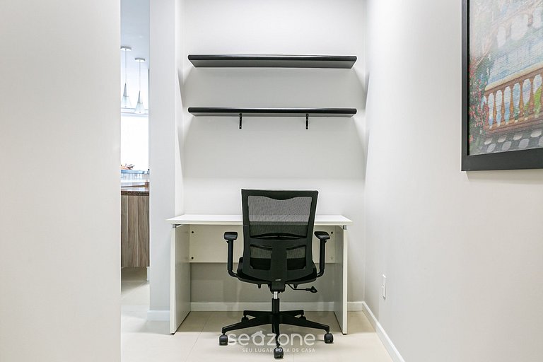 Apto de alto padrão c/ piscina e jacuzzi MHE003