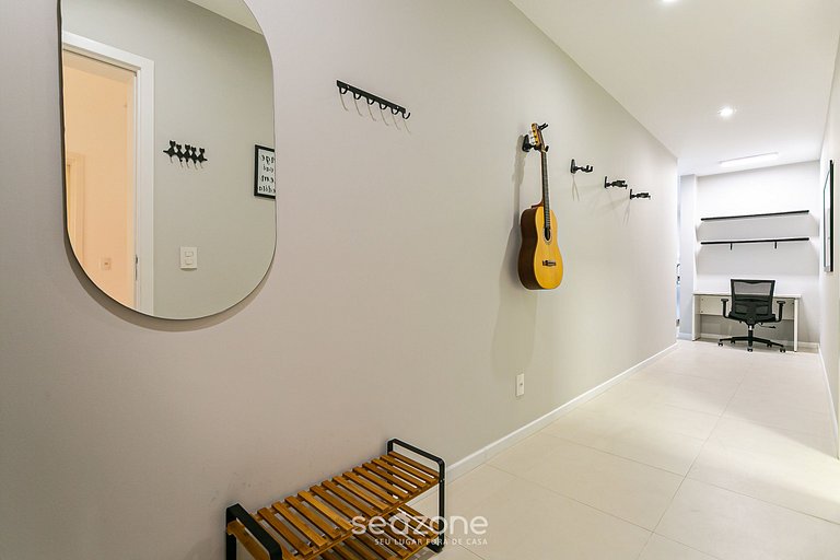 Apto de alto padrão c/ piscina e jacuzzi MHE003