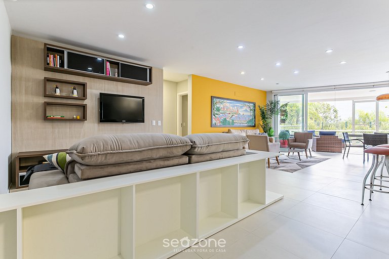 Apto de alto padrão c/ piscina e jacuzzi MHE003